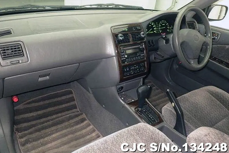 2001 Toyota / Corona Premio Stock No. 134248