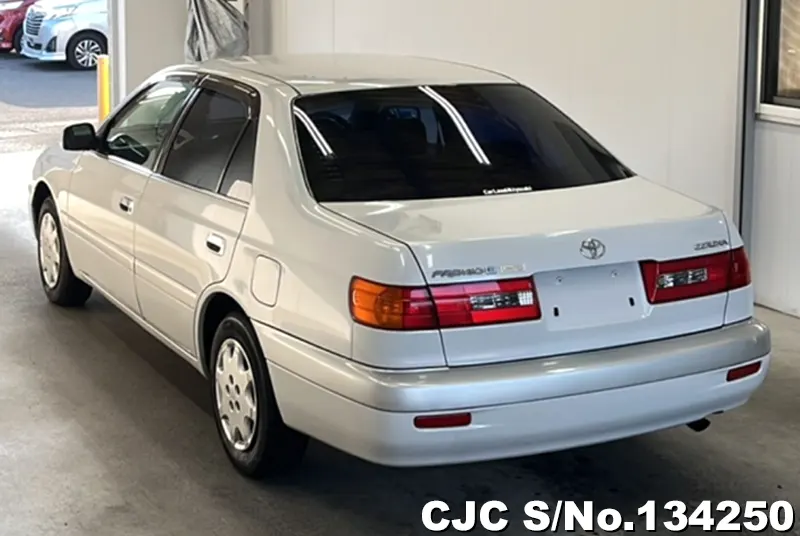 2001 Toyota / Corona Premio Stock No. 134250