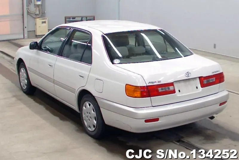 2001 Toyota / Corona Premio Stock No. 134252