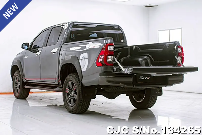 2023 Toyota / Hilux / Revo Stock No. 134265