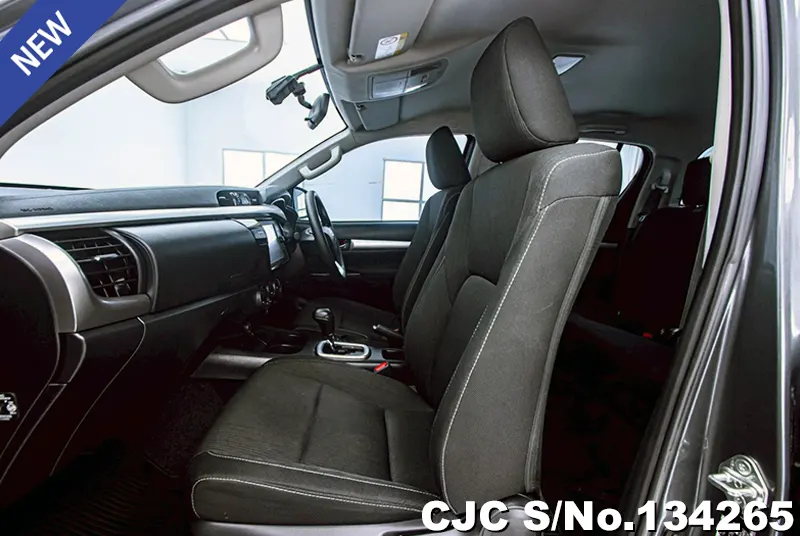 2023 Toyota / Hilux / Revo Stock No. 134265