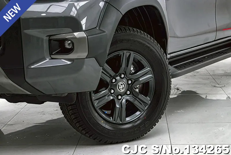 2023 Toyota / Hilux / Revo Stock No. 134265