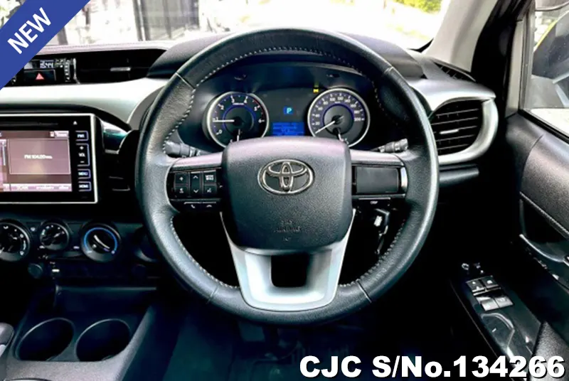 2019 Toyota / Hilux / Revo Stock No. 134266