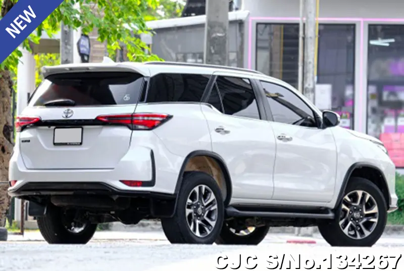 2022 Toyota / Fortuner Stock No. 134267