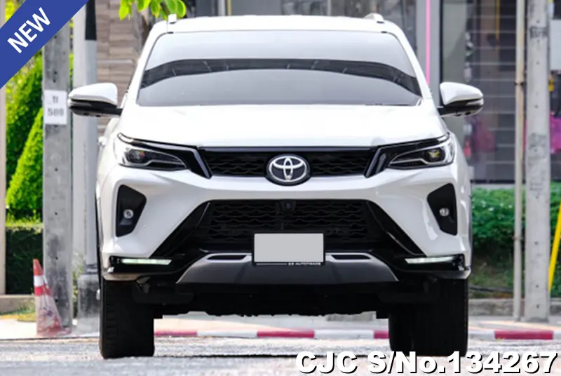 2022 Toyota / Fortuner Stock No. 134267
