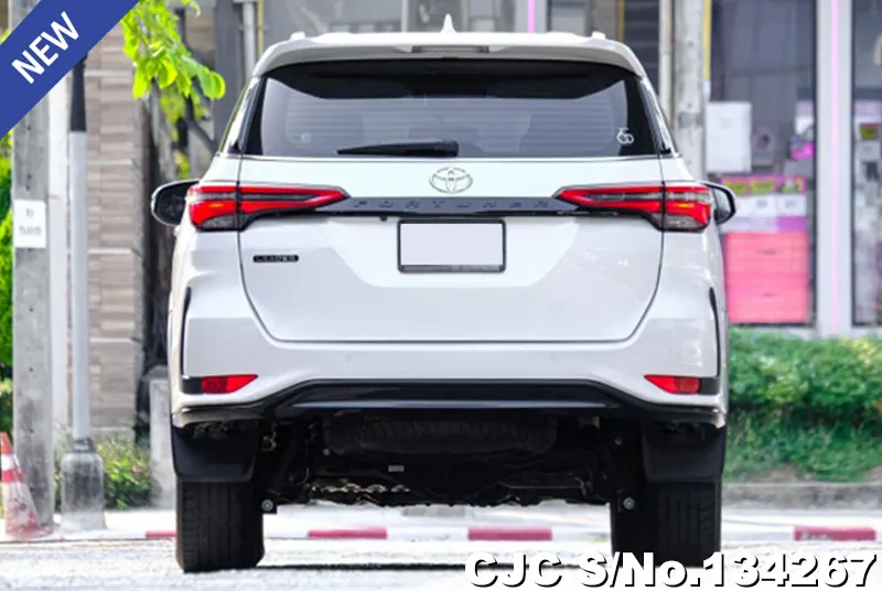 2022 Toyota / Fortuner Stock No. 134267