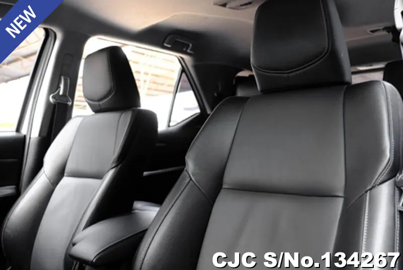 2022 Toyota / Fortuner Stock No. 134267