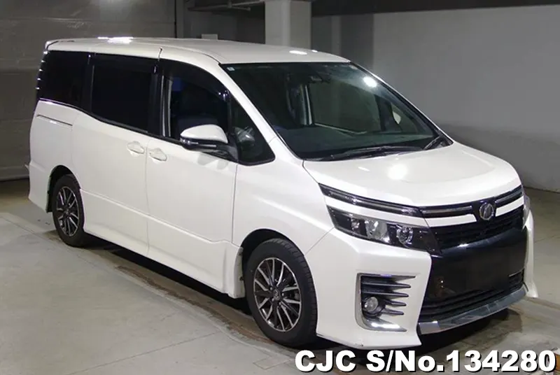 2016 Toyota / Voxy Stock No. 134280