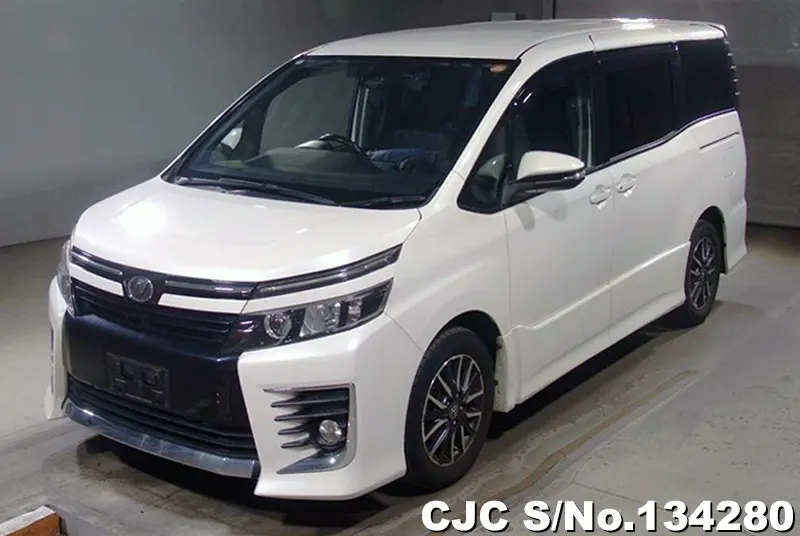 2016 Toyota / Voxy Stock No. 134280