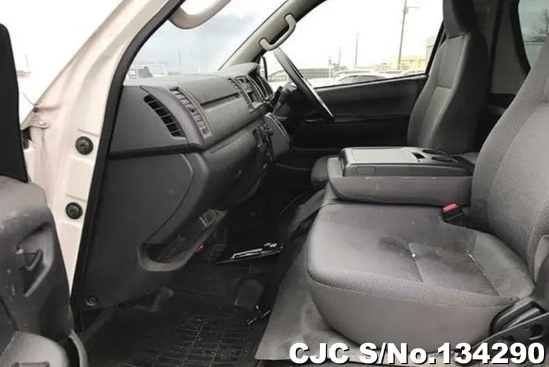 2021 Toyota / Hiace Stock No. 134290