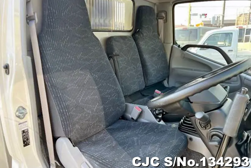 2025 Hino / Dutro Stock No. 134293