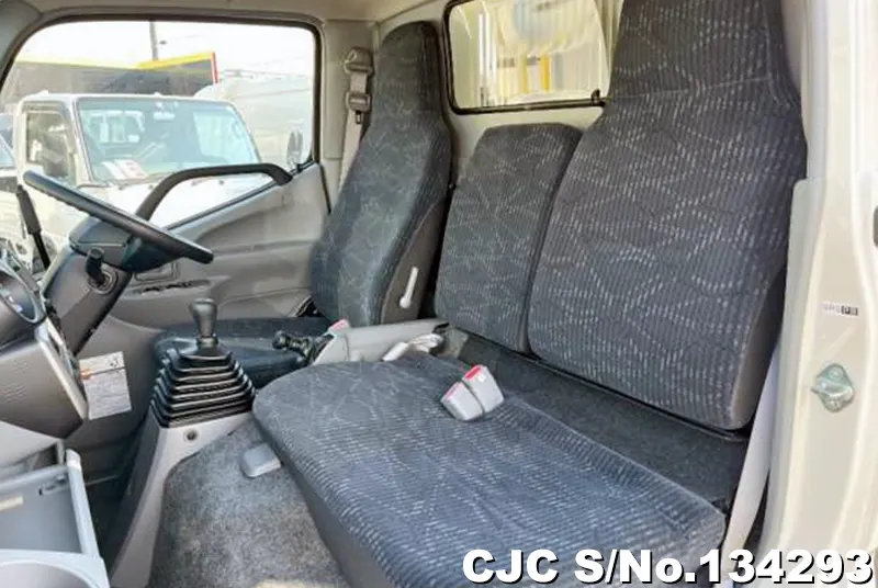 2025 Hino / Dutro Stock No. 134293