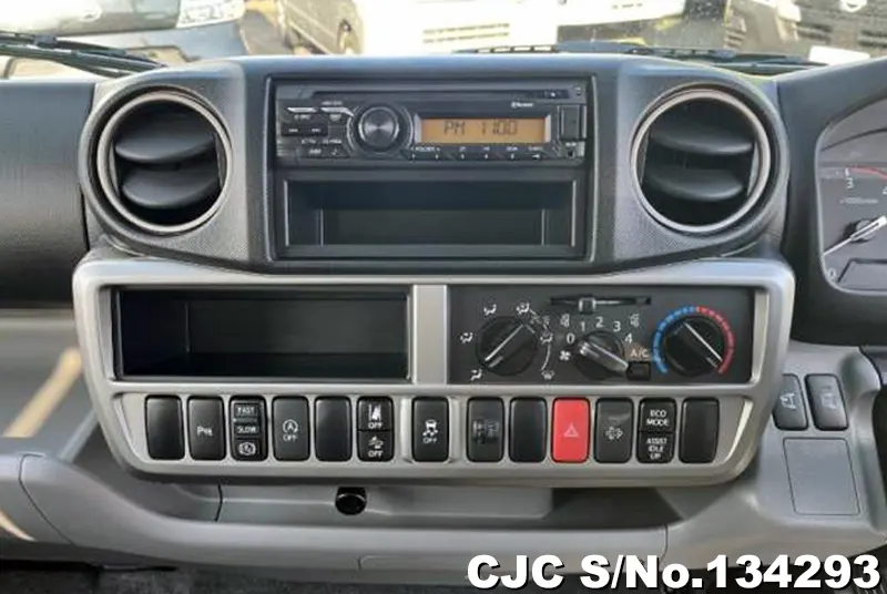 2025 Hino / Dutro Stock No. 134293