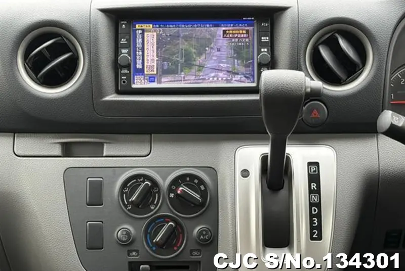 2019 Nissan / Caravan Stock No. 134301