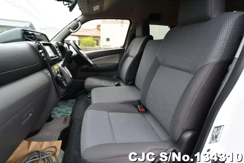 2015 Nissan / Caravan Stock No. 134310