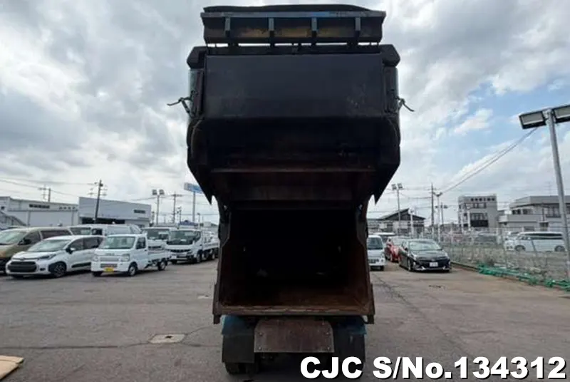 2004 Isuzu / Elf Stock No. 134312