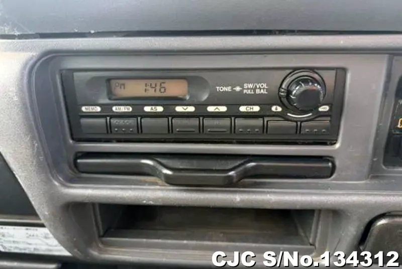 2004 Isuzu / Elf Stock No. 134312