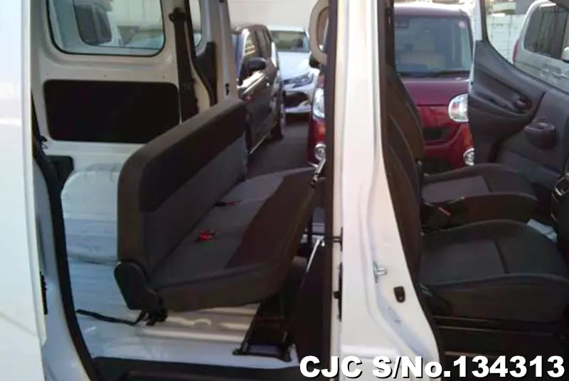 2017 Nissan / NV200 Stock No. 134313