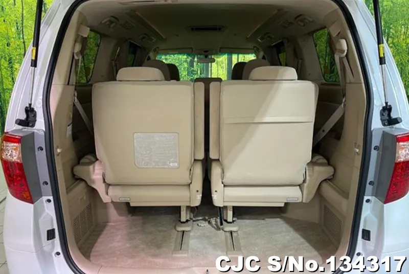 2013 Toyota / Alphard Stock No. 134317