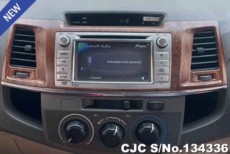 Toyota Hilux in Silver for Sale Image 10