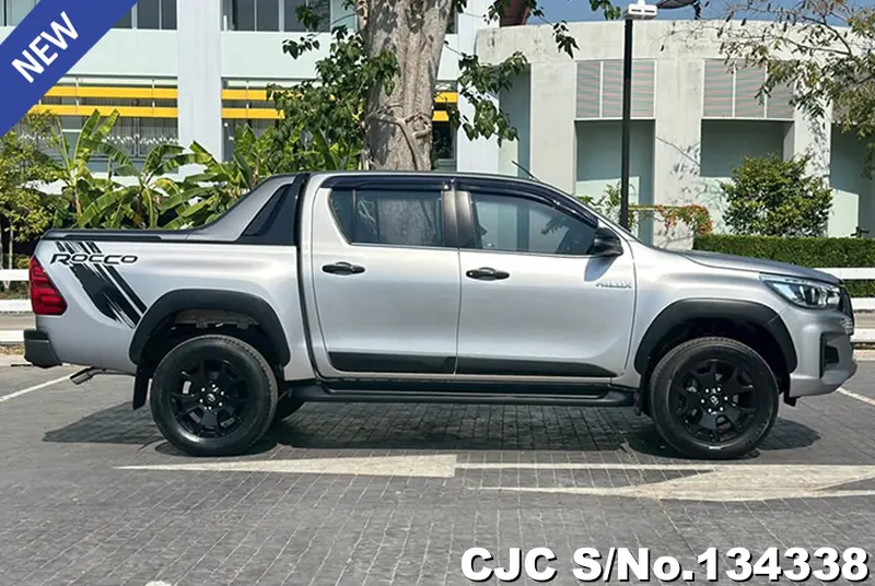 2019 Toyota / Hilux / Revo Rocco Stock No. 134338