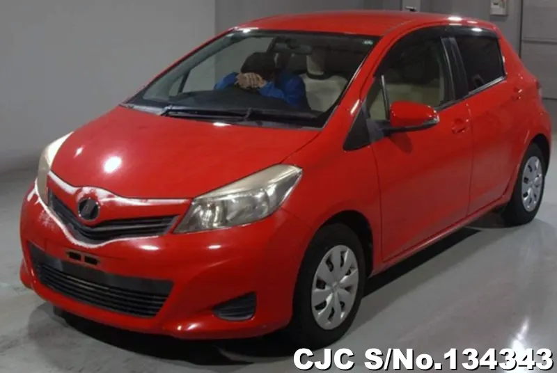 2013 Toyota / Vitz Stock No. 134343