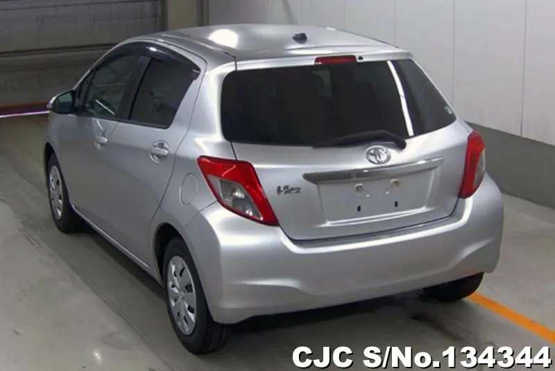 2011 Toyota / Vitz Stock No. 134344