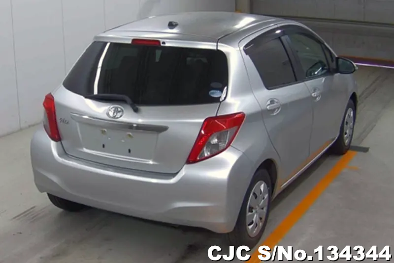 2011 Toyota / Vitz Stock No. 134344