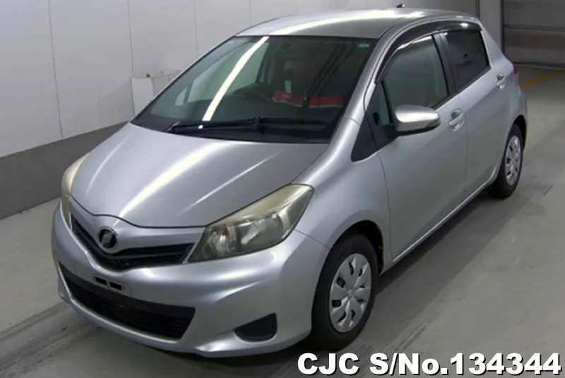 2011 Toyota / Vitz Stock No. 134344