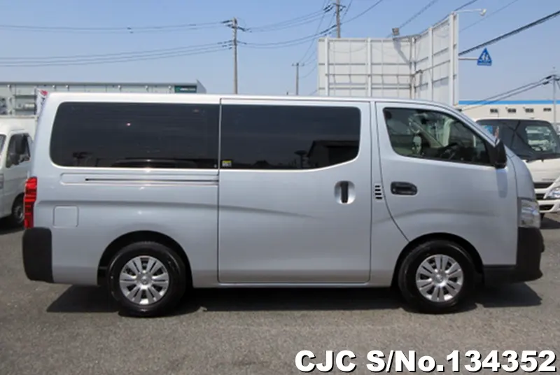 2019 Nissan / Caravan Stock No. 134352