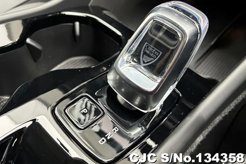2025 Volvo / XC40 Stock No. 134358