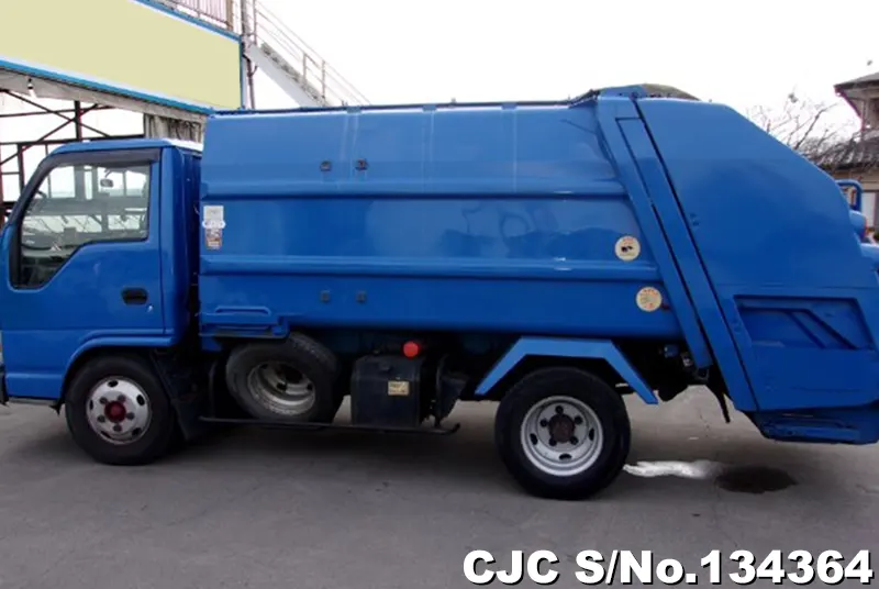 2003 Isuzu / Elf Stock No. 134364