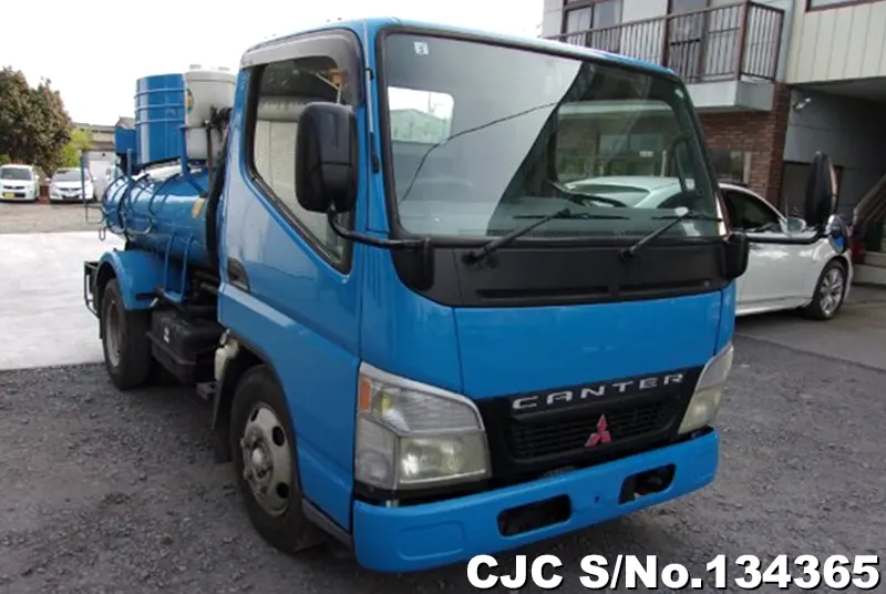 2004 Mitsubishi / Canter Stock No. 134365