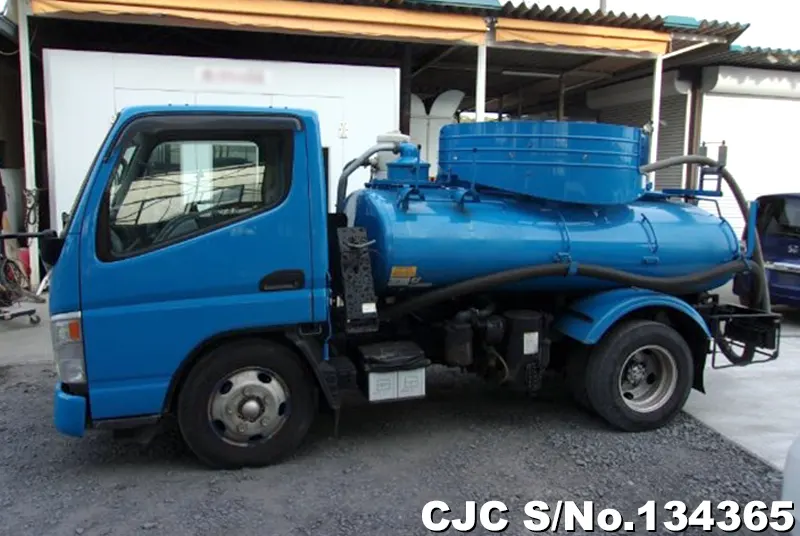 2004 Mitsubishi / Canter Stock No. 134365