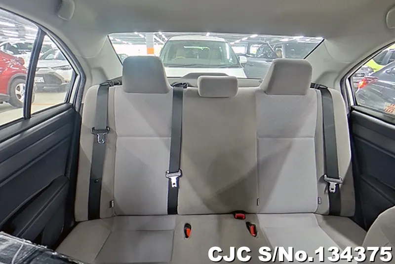 2017 Toyota / Corolla Axio Stock No. 134375