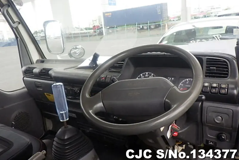 2006 Isuzu / Elf Stock No. 134377