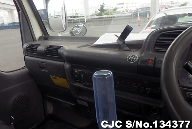 2006 Isuzu / Elf Stock No. 134377