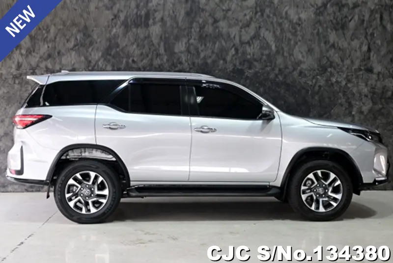 2023 Toyota / Fortuner Stock No. 134380