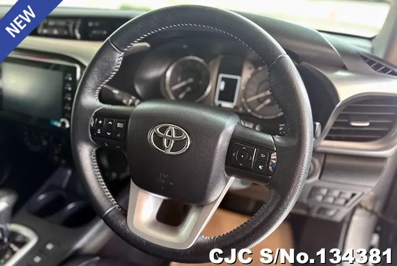 2021 Toyota / Hilux / Revo Stock No. 134381