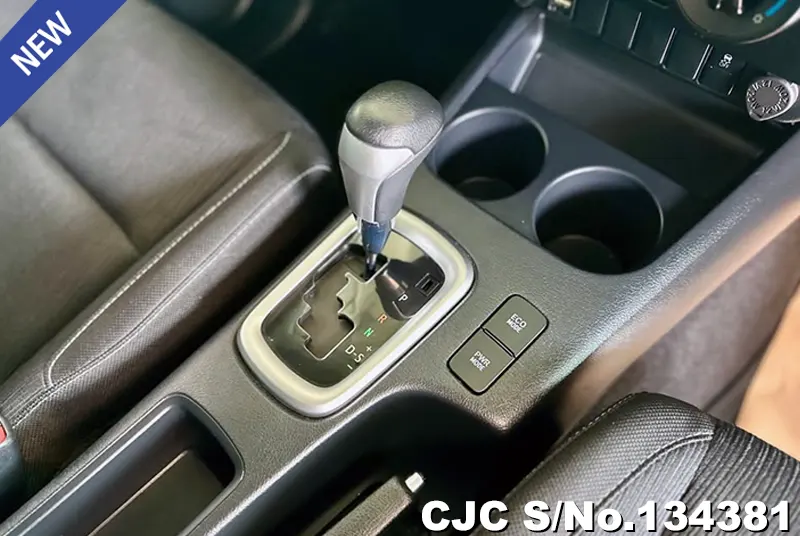 2021 Toyota / Hilux / Revo Stock No. 134381
