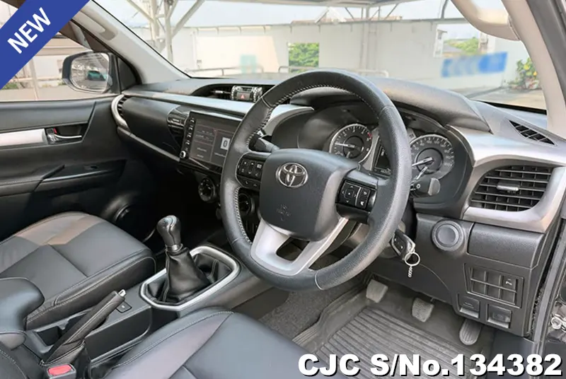 2022 Toyota / Hilux / Revo Stock No. 134382