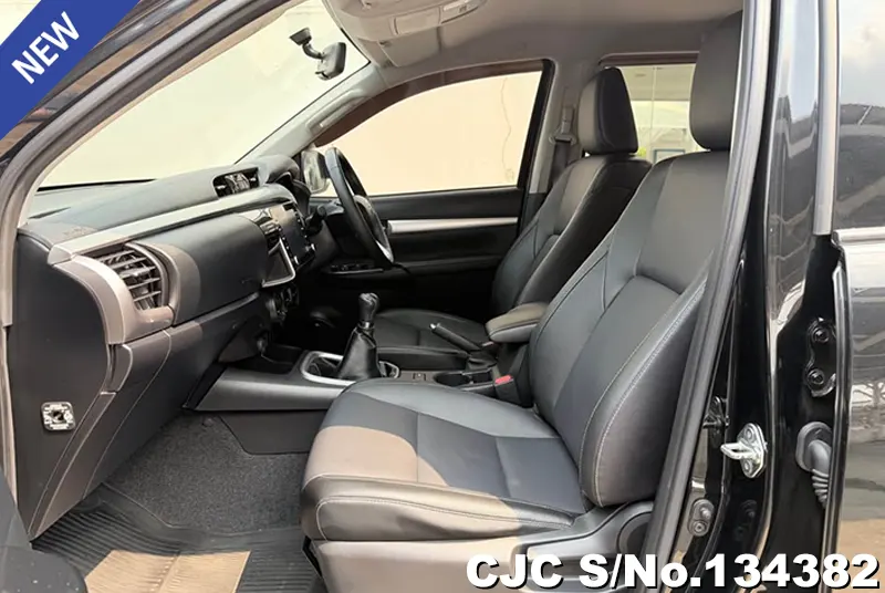 2022 Toyota / Hilux / Revo Stock No. 134382