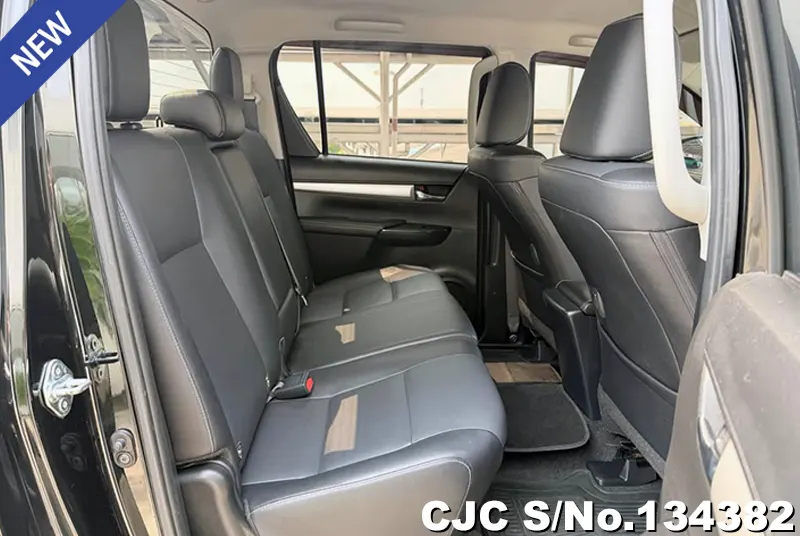 2022 Toyota / Hilux / Revo Stock No. 134382