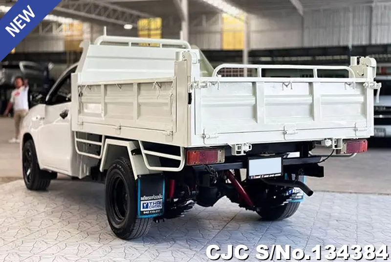 2022 Toyota / Hilux / Revo Stock No. 134384