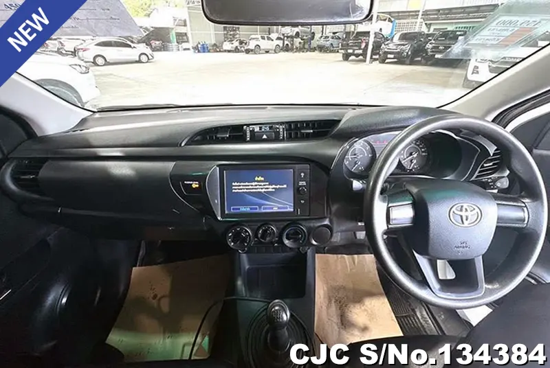 2022 Toyota / Hilux / Revo Stock No. 134384