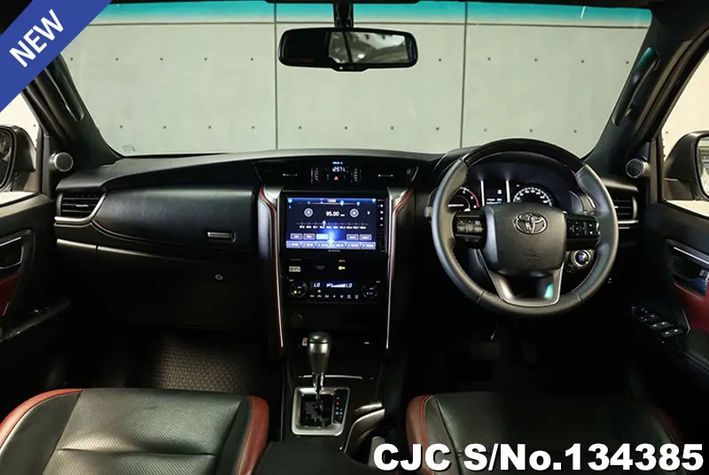 2022 Toyota / Fortuner Stock No. 134385
