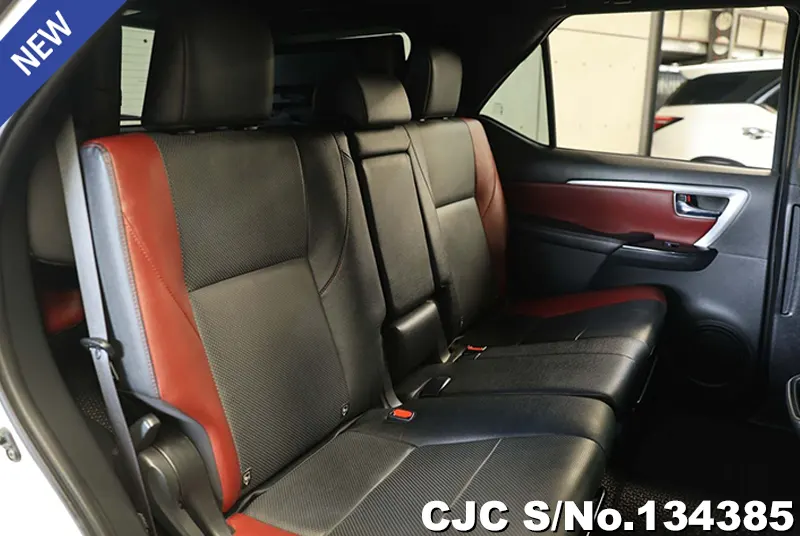 2022 Toyota / Fortuner Stock No. 134385