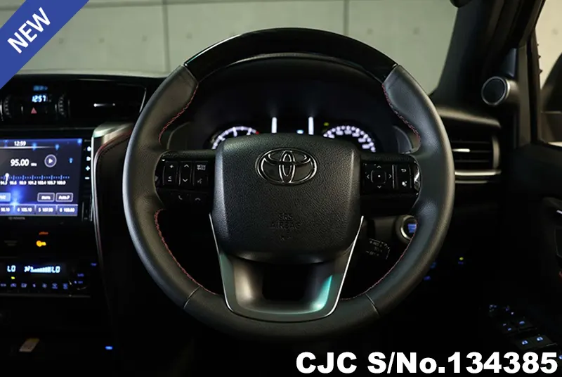 2022 Toyota / Fortuner Stock No. 134385