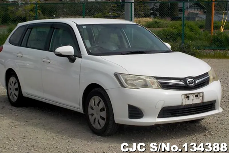 2013 Toyota / Corolla Fielder Stock No. 134388