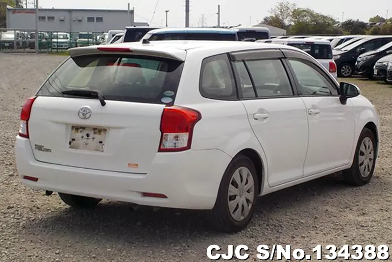 2013 Toyota / Corolla Fielder Stock No. 134388